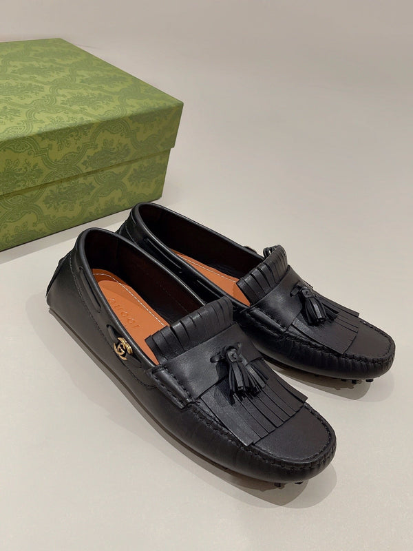 GG Men's Tassel Loafer Black Calfskin 561800