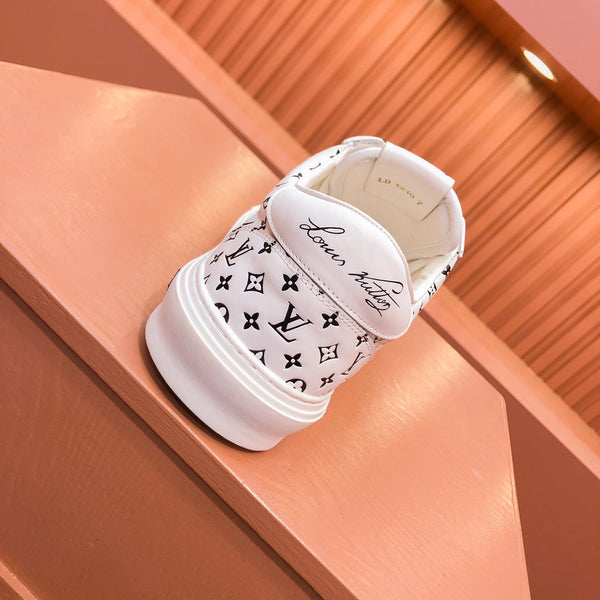 LV TRAINER SNEAKER IN WHITE MIX BLACK MONOGRAM CALFSKIN