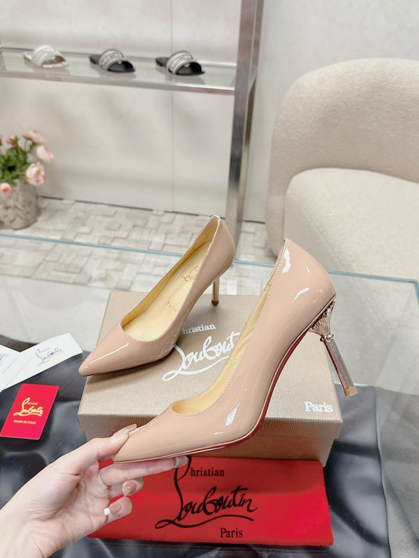 CL 25s Scepter Pumps 85mm Beige Patent Leather 446633