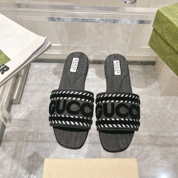 GG Interlocking double G hollow slippers Black