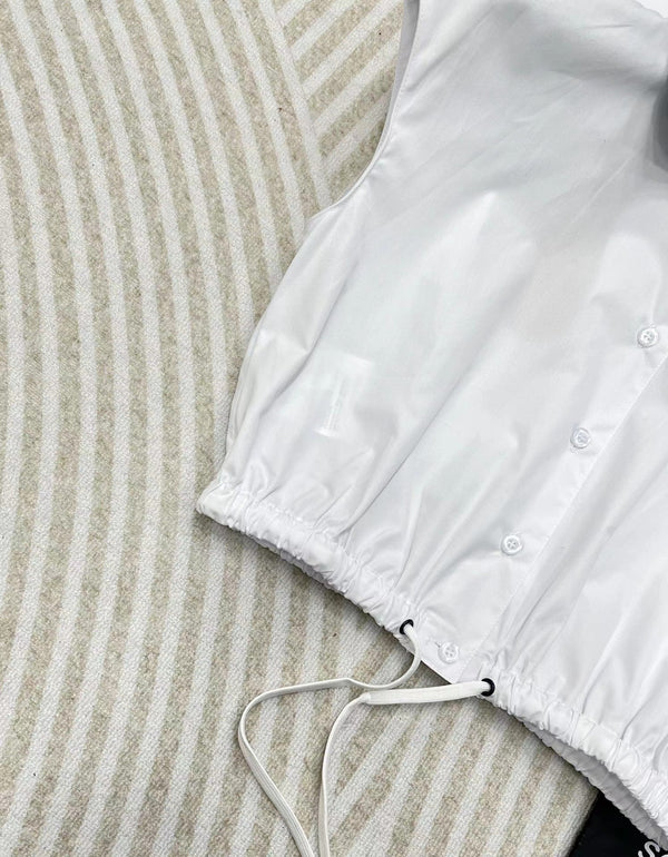 Miu sleeveless vest skirt suit