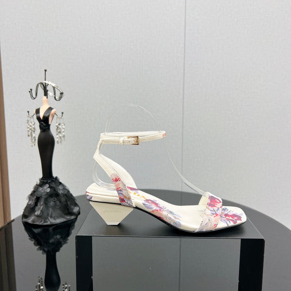PRA TRIANGLE HEEL FLOWER MOTIF SATIN SANDALS WHITE