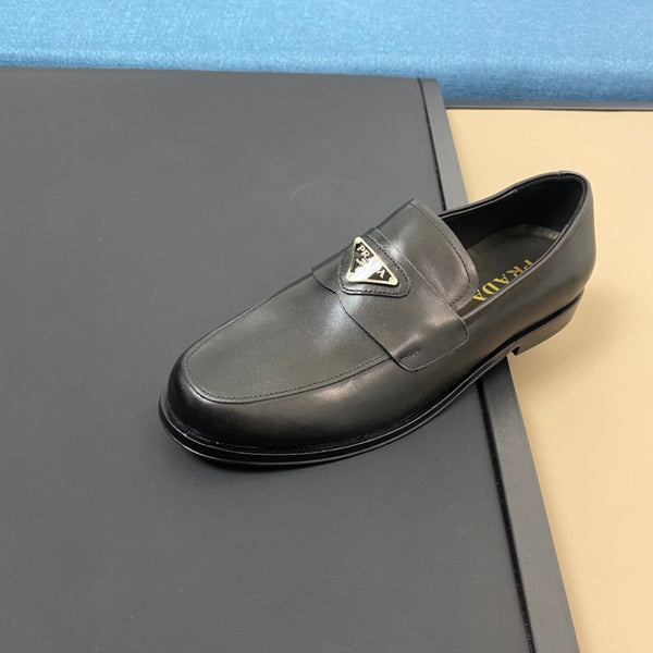 PRA LOAFER IN BLACK SMOOTH LEATHER