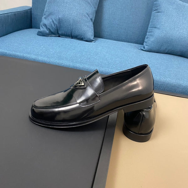 PRA LOAFER IN GLOSSY BLACK LEATHER