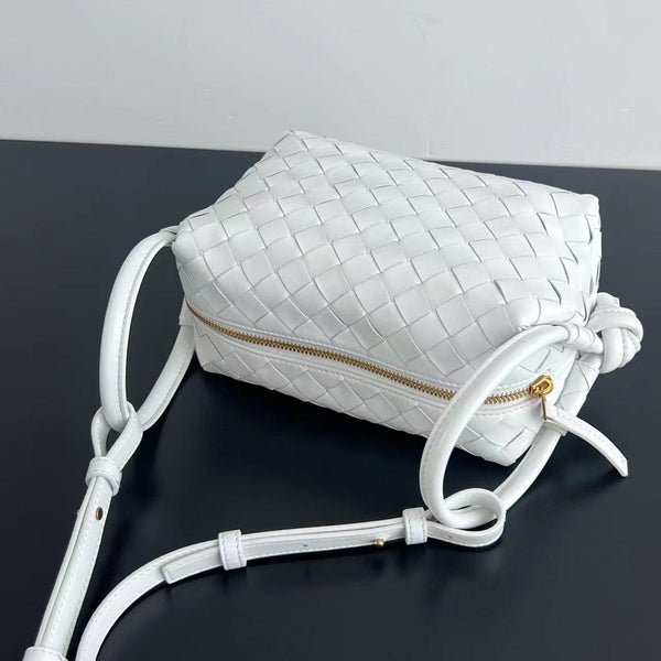 BV Loop Top Handle 19cm White Lambskin