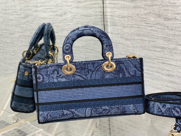 CD Denim Blue Tiger 26 Lady D-Joy Bag Canvas 336633