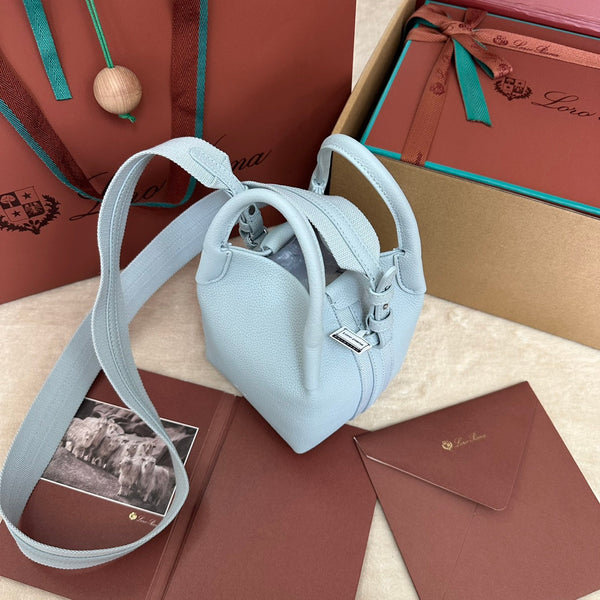 BORSA MICRO BALE IN PELLE DI VITELLO AZZURRA