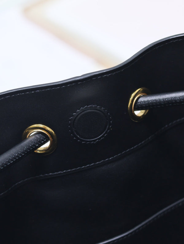 BORSA NOLITA MEDIA 34 IN PELLE DI VITELLO LISCIA NERA