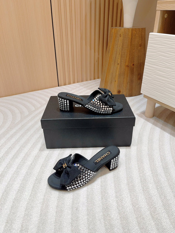 CC TACCO ALTO NERO IN RASO CON STRASS BIANCHI