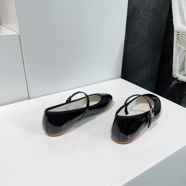 BALLET FLAT IN BLACK CALFSKIN