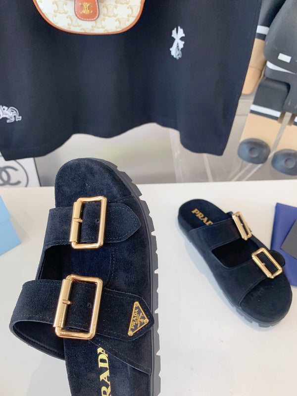 SANDALI CON CINTURINO PRA IN CAMOSCIO NERO