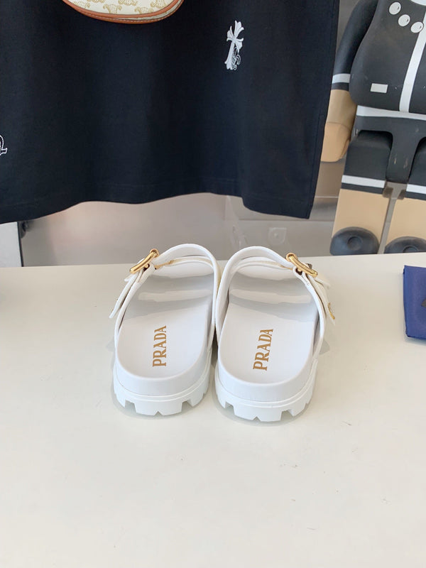 SANDALI CON CINTURINO PRA IN PELLE DI AGNELLO BIANCA