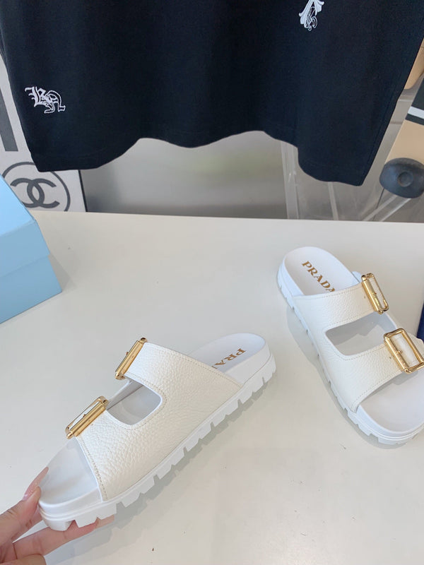 SANDALI CON CINTURINO PRA IN PELLE DI AGNELLO BIANCA