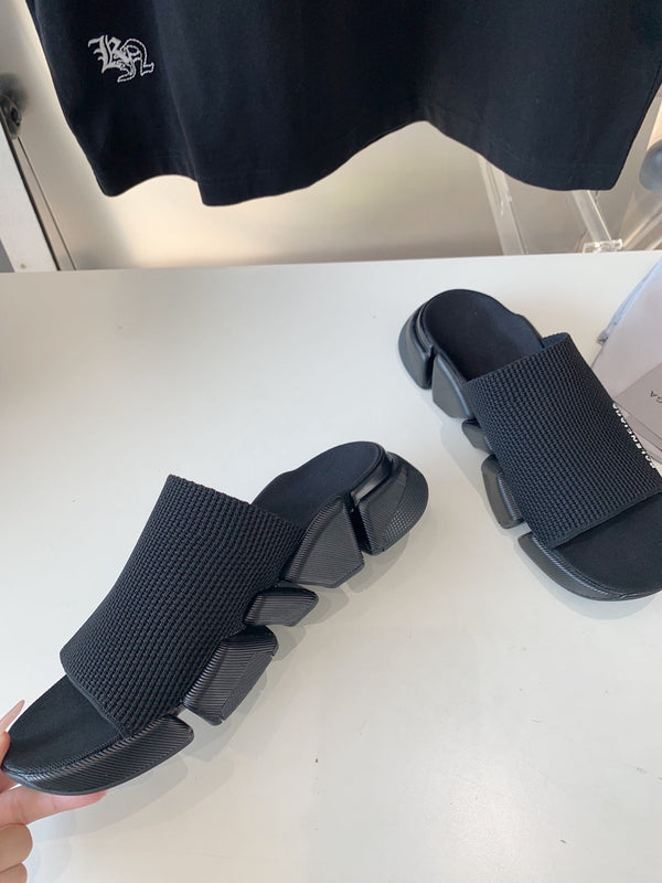SPEED 2.0 SLIDE SANDAL IN BLACK RECYCLED KNIT AND BLACK SOLE