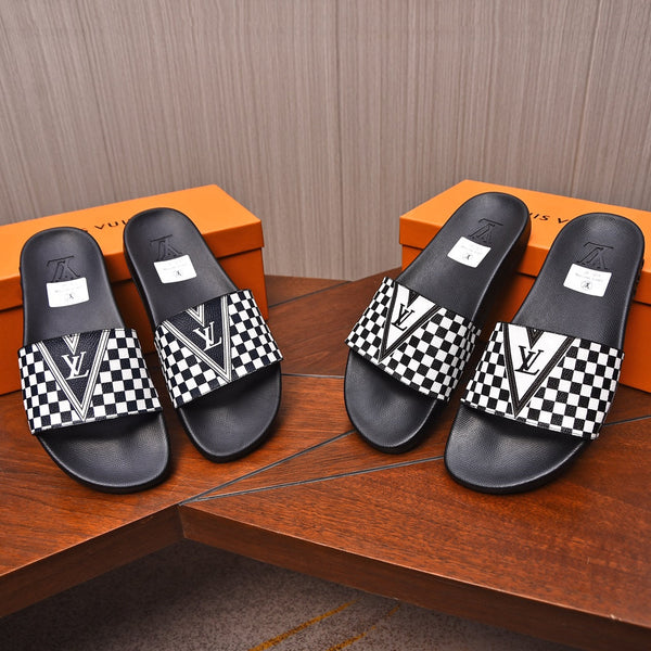 PANTOFOLE LV IN PELLE DI VITELLO DAMIER NERO E BIANCO CON LOGO BIANCO