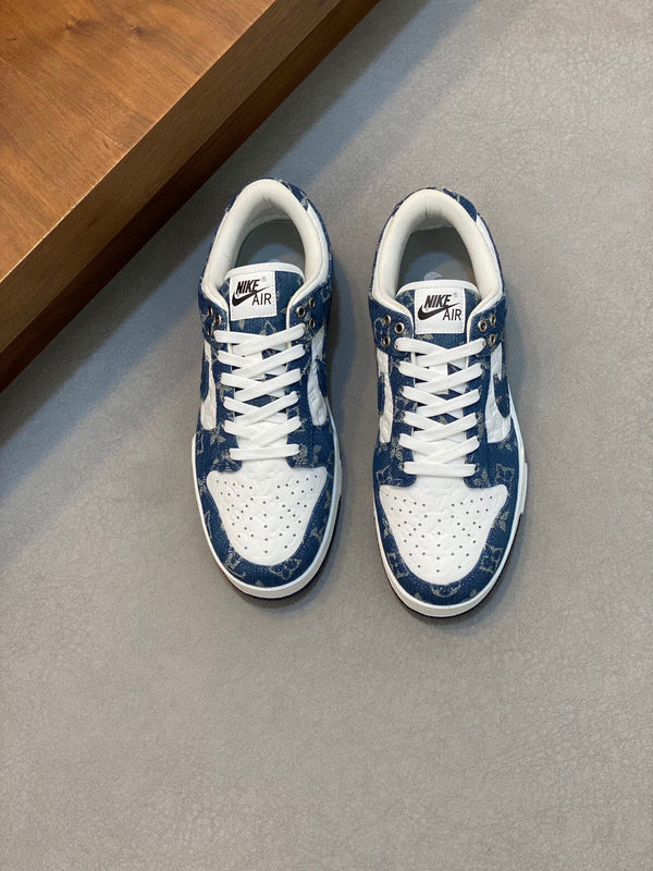 AIR TRAINER IN COBALT BLUE MIX WHITE CALFSKIN