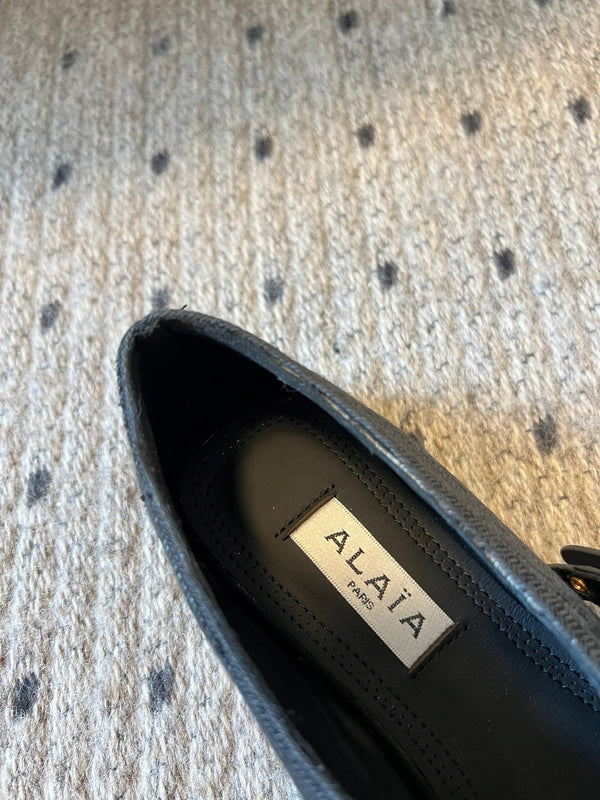 ALAIA MARY JANE SHOES IN BLACK ZP CUSTOM STRAW AND DENIM