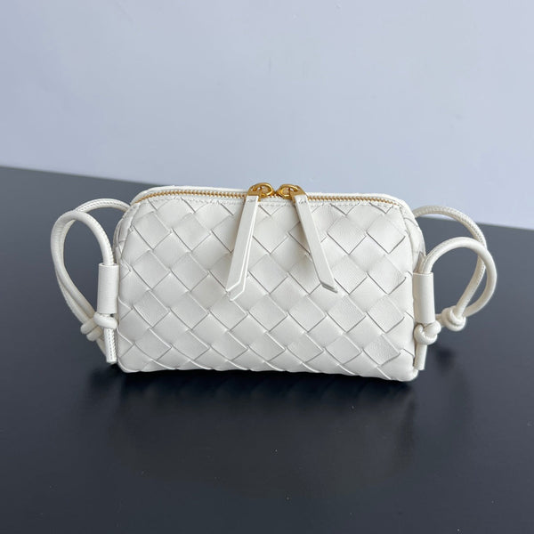 Borsa da concerto BV 18,5 cm in pelle di agnello bianca