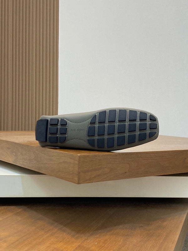 LV LOAFER IN SARDINE GREY WRINKLE CALFSKIN WITH SILVER LOGO