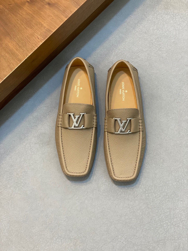 LV LOAFER IN DARK CREAM WRINKLE CALFSKIN WITH SILVER LOGO