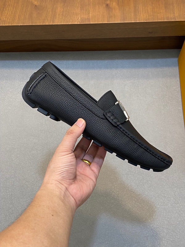 LV LOAFER IN BLACK WRINKLE CALFSKIN WITH SILVER LOGO