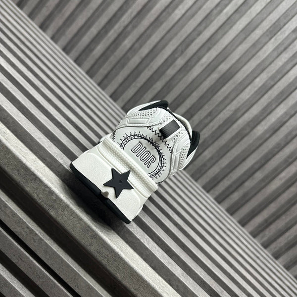 CD CHRONO SNEAKER WHITE AND BLACK CALFSKIN