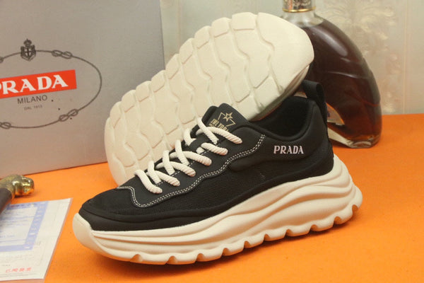 PRA SNEAKER IN BLACK CALFSKIN AND BREATHABLE MESH