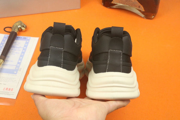 PRA SNEAKER IN BLACK CALFSKIN AND BREATHABLE MESH