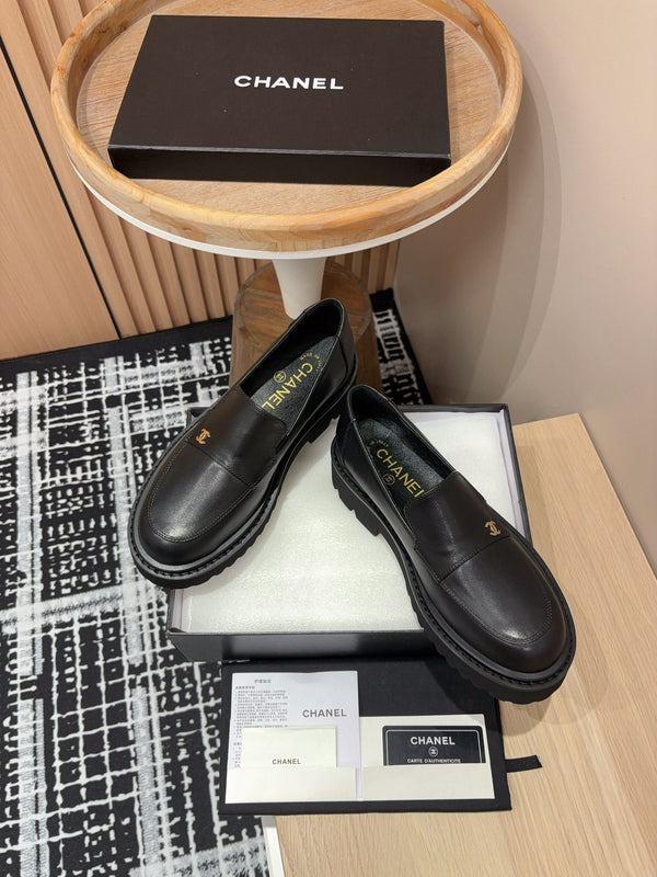 Mocassini CC in pelle di vitello nera