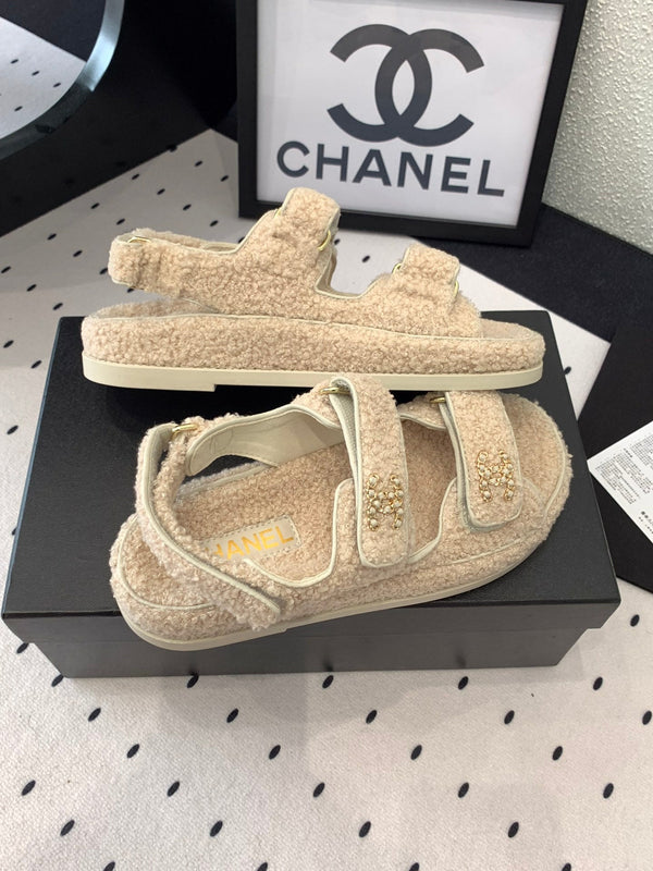 CC DAD SANDAL ECRU BEIGE PELLICCIA DI AGNELLO