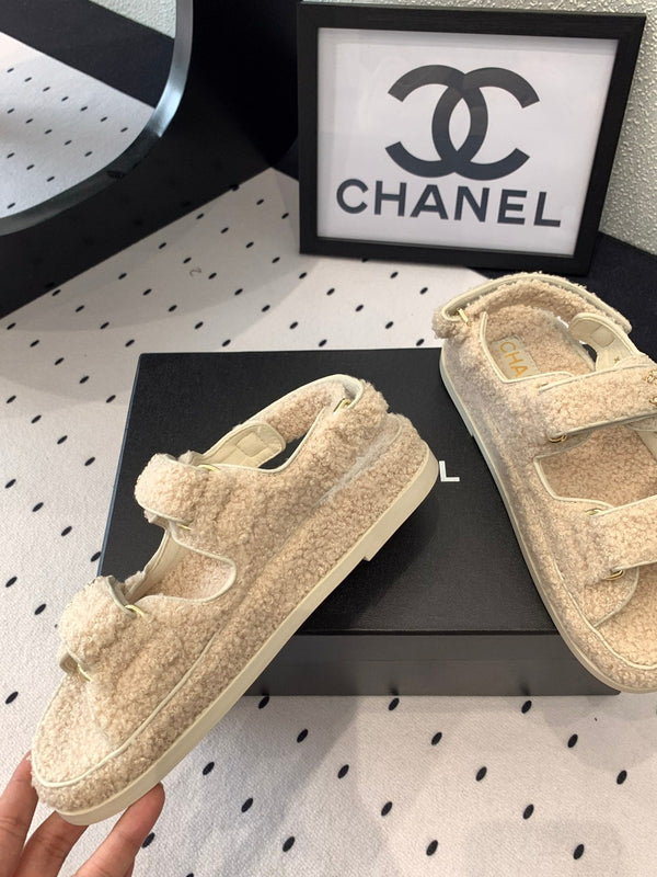 CC DAD SANDAL ECRU BEIGE PELLICCIA DI AGNELLO