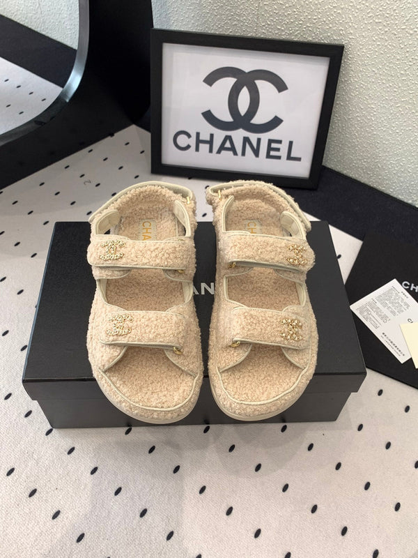 CC DAD SANDAL ECRU BEIGE PELLICCIA DI AGNELLO