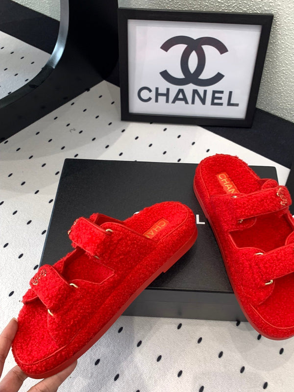 CC DAD SANDAL MULE IN PELLICCIA DI AGNELLO ROSSO CREMISANO