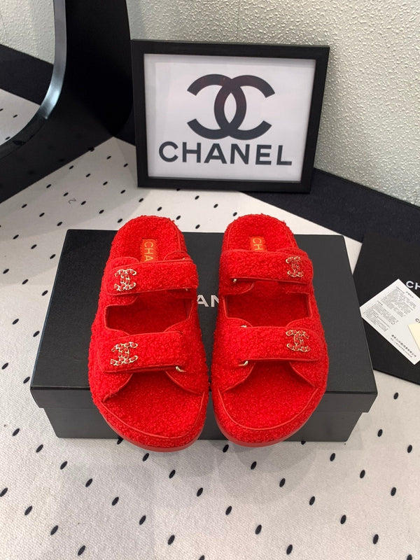 CC DAD SANDAL MULE IN PELLICCIA DI AGNELLO ROSSO CREMISANO