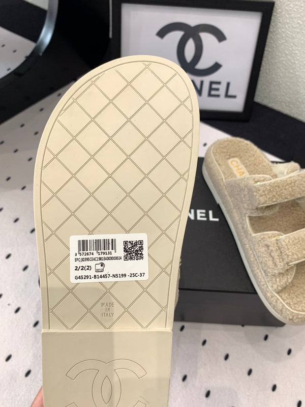 CC DAD SANDALO MULE IN PELLICCIA DI AGNELLO BEIGE ECRU