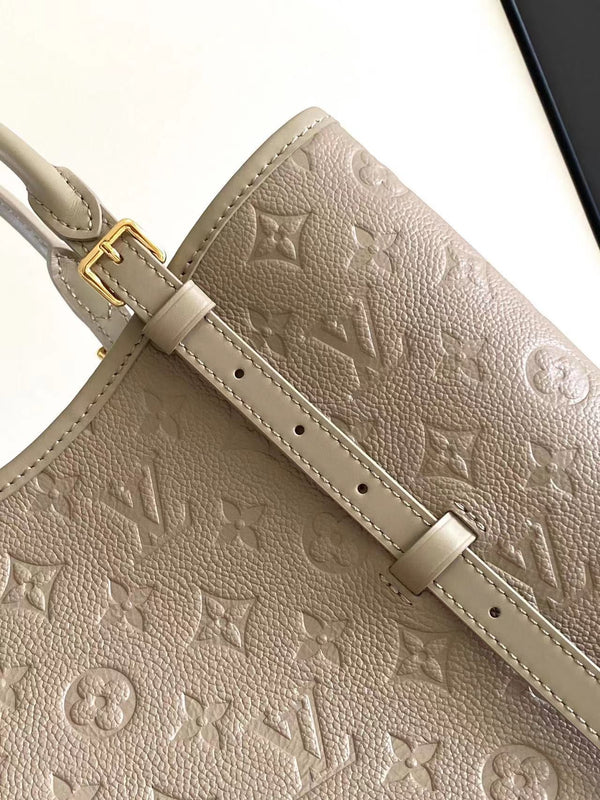 TOTE BABYLONE MM 39 IN PELLE EMPREINTE MONOGRAM TOURTERELLE