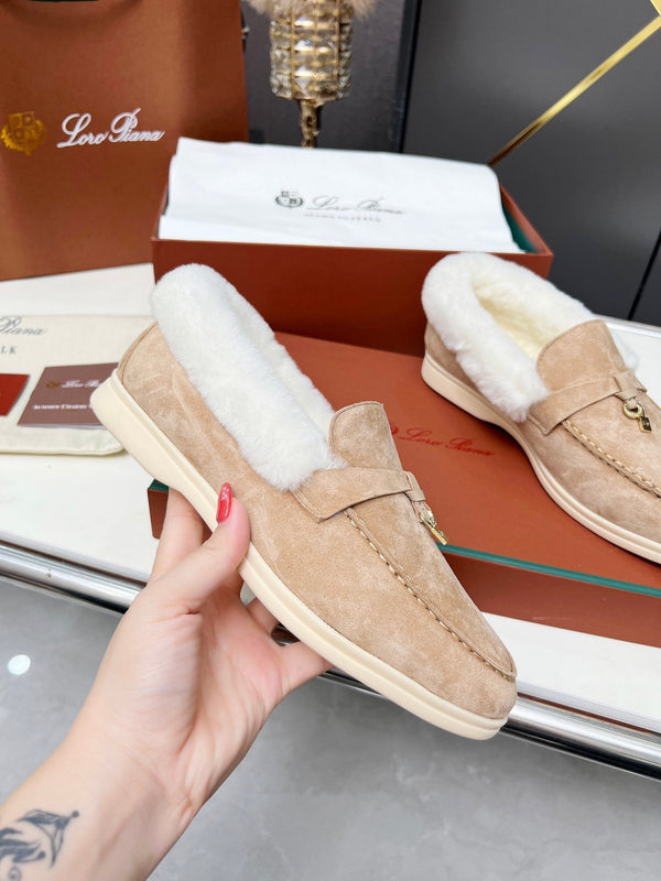 LP Summer Charm Walk Loafer Beige Suede Lamb Fur