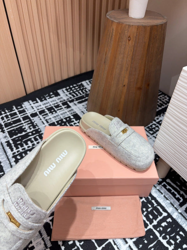 Miu slippers Grey Original Wool