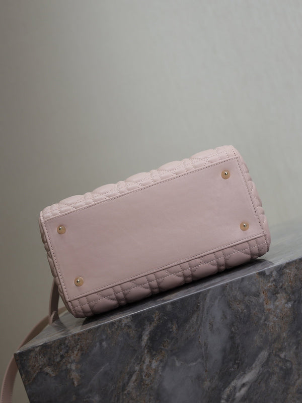 Borsa da donna 20 cm in pelle di agnello rosa verde pallido
