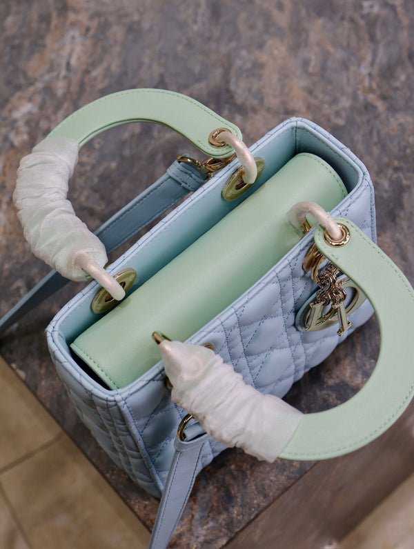 Lady Bag 17cm Celeste Blue Pale Green Lambksin