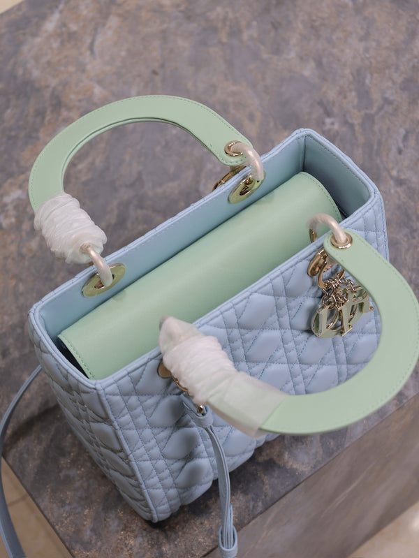 Borsa da donna 20 cm Celeste Blu Verde Pallido Pelle di Agnello