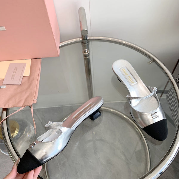 Miu Mules Pelle di vacchetta argento