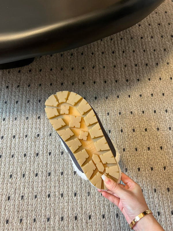 Pra Slippers Muted Gray Suede & Shearling 478564