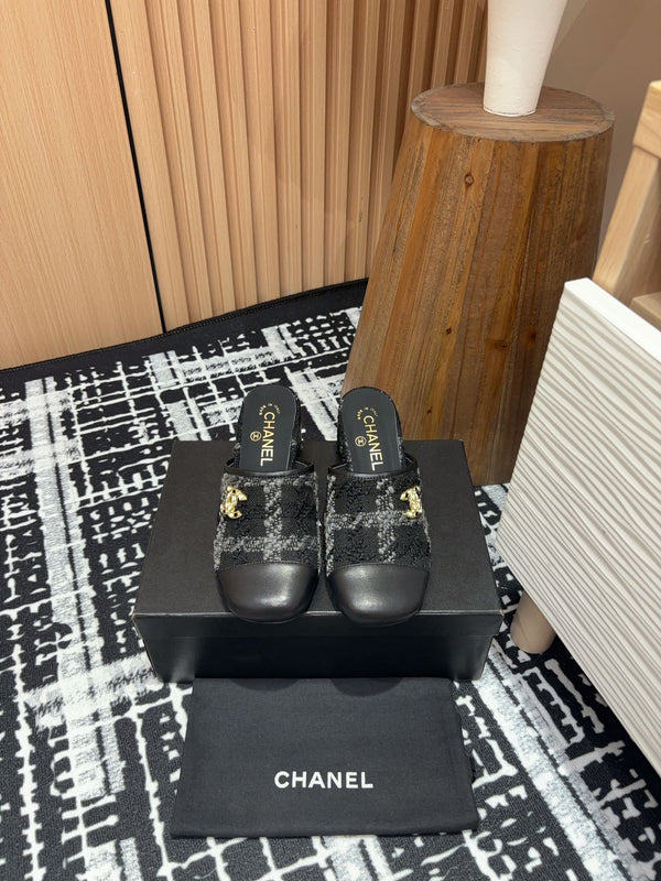 CC Mule 60mm In Black Wool Tweed And Lambskin Gold Hardware