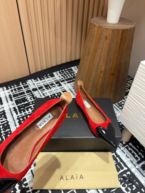 Alaila Ballerina Flats Coeur In Red Suede 933072