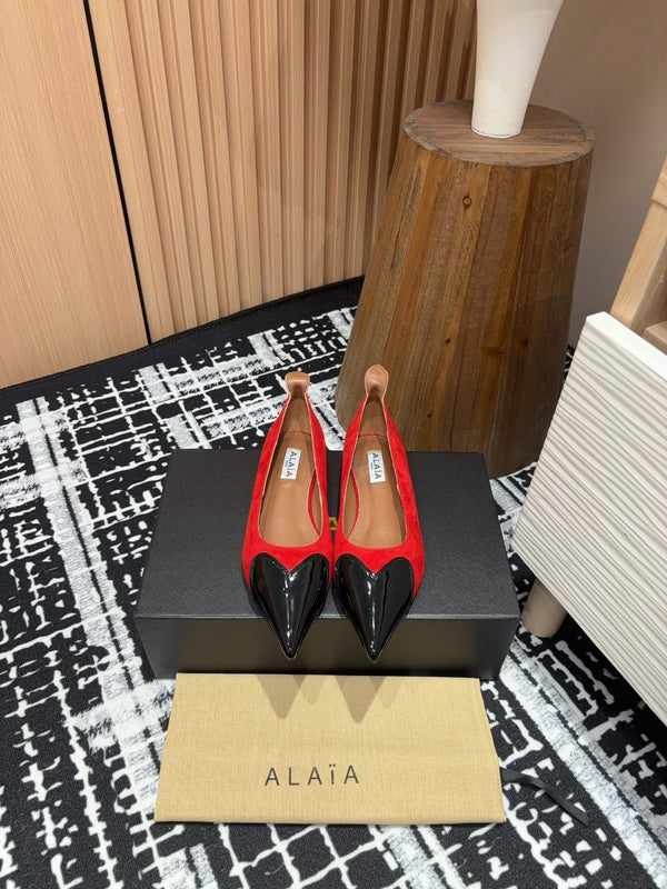 Alaila Ballerina Flats Coeur In Red Suede 933072