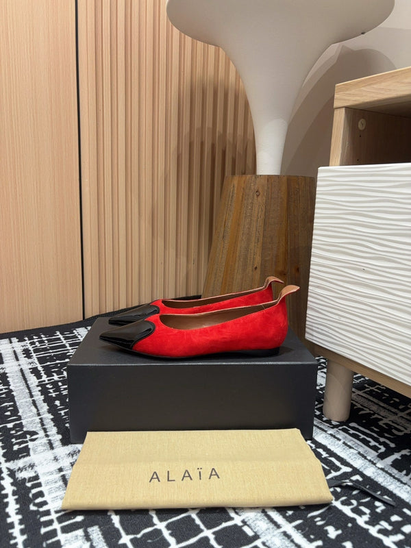 Alaila Ballerina Flats Coeur In Red Suede 933072