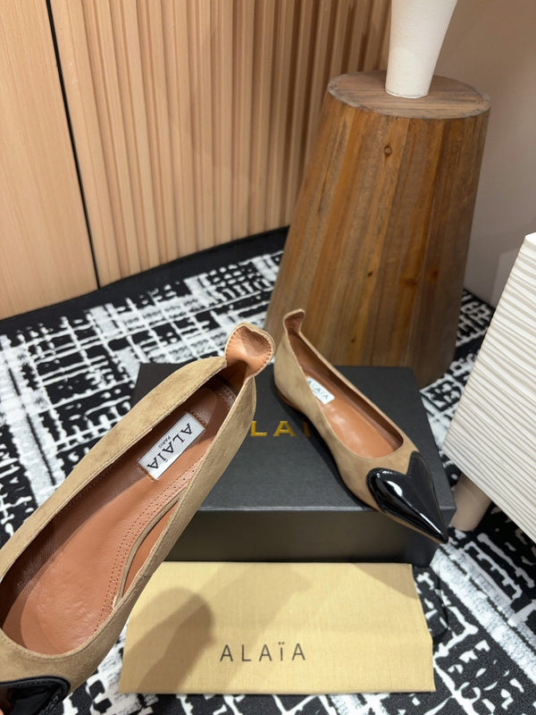 Alaila Ballerina Flats Coeur In Moss Brown Suede 933073