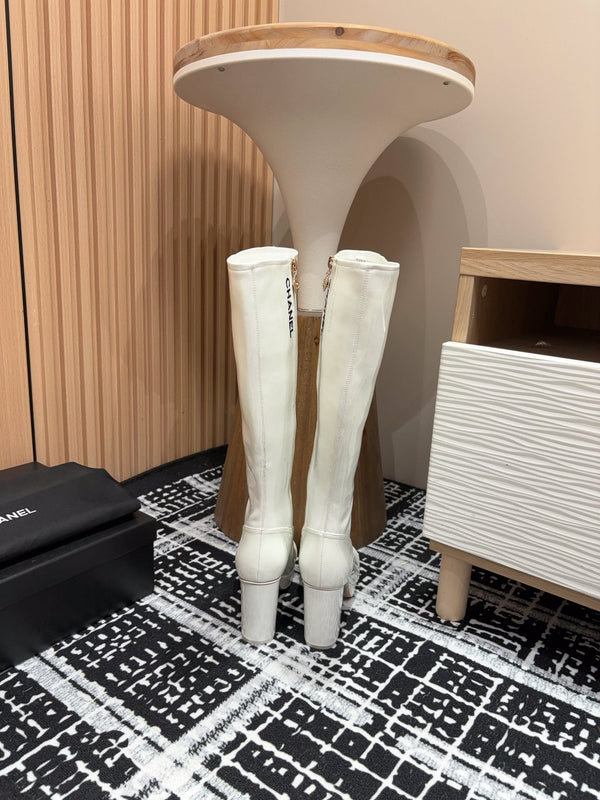 CC High Boots 90mm White Lambskin