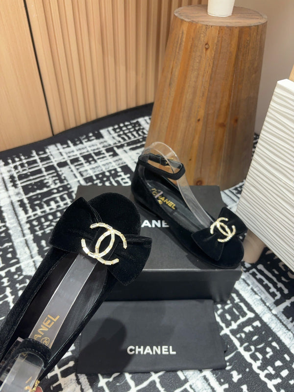 CC Mary Jane Black Bow Tie Velvet And Lambskin